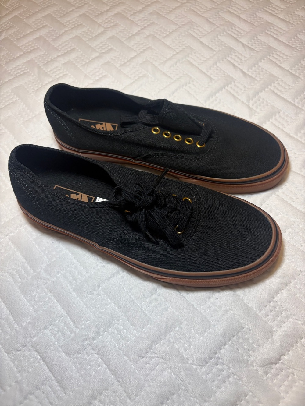 Vans | NWOT Black Canvas Skate Sneakers with Gum Sole and Gold Eyelets Unisex - Picture 2 of 7